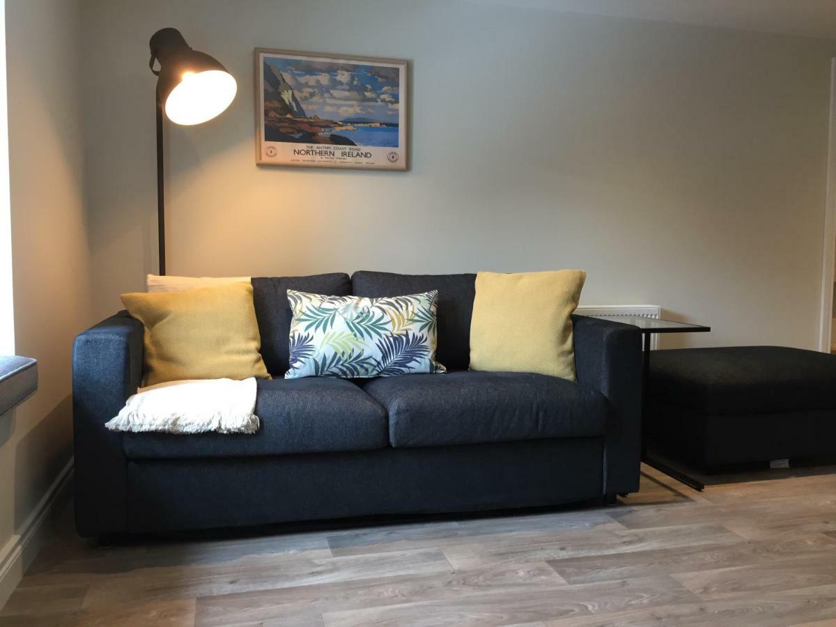 Bush House Accommodation - The Courthouse Apartment Bushmills Esterno foto